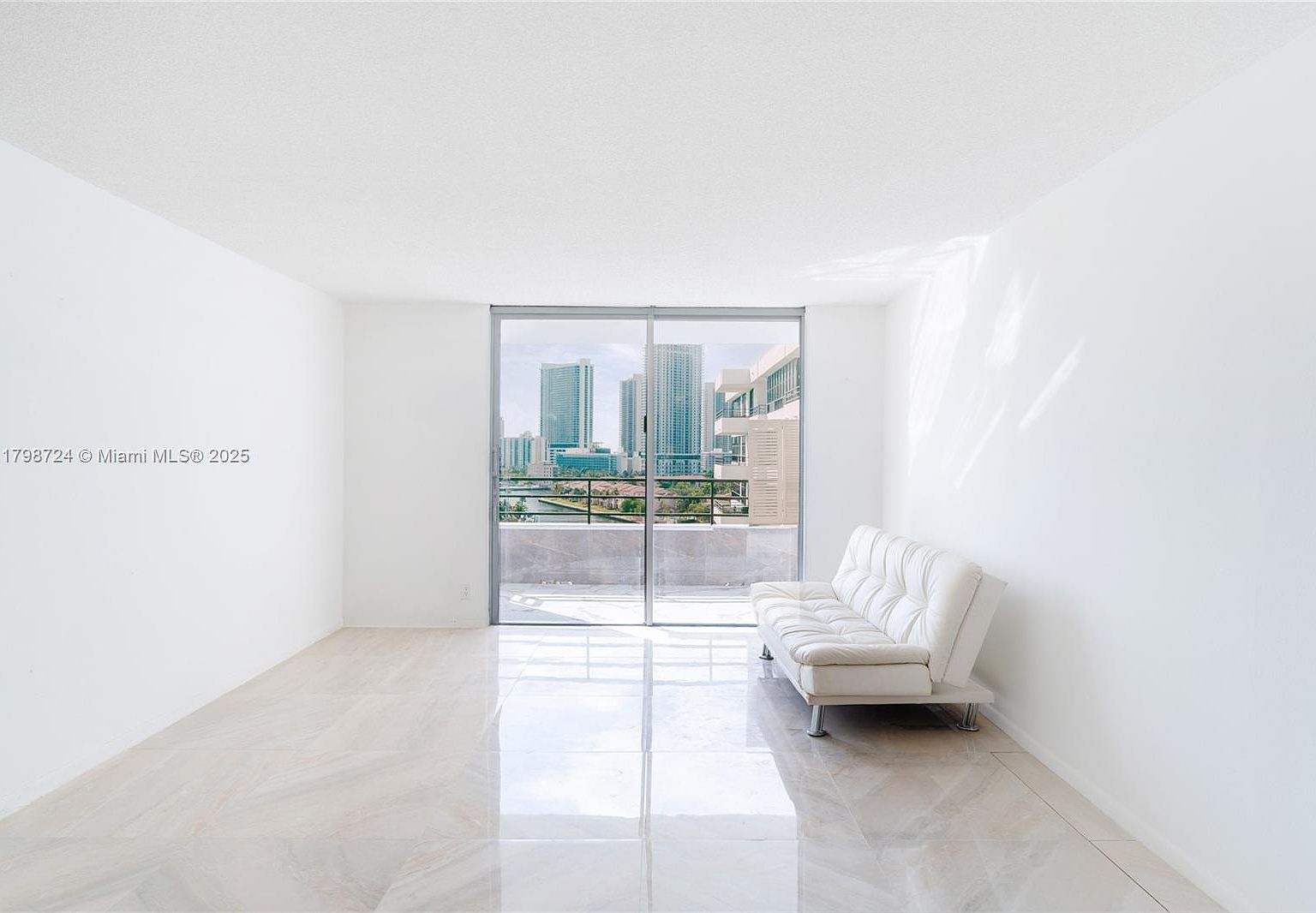 500 Three Islands Blvd APT 801 Hallandale, FL 33009 - Thumbnail 5