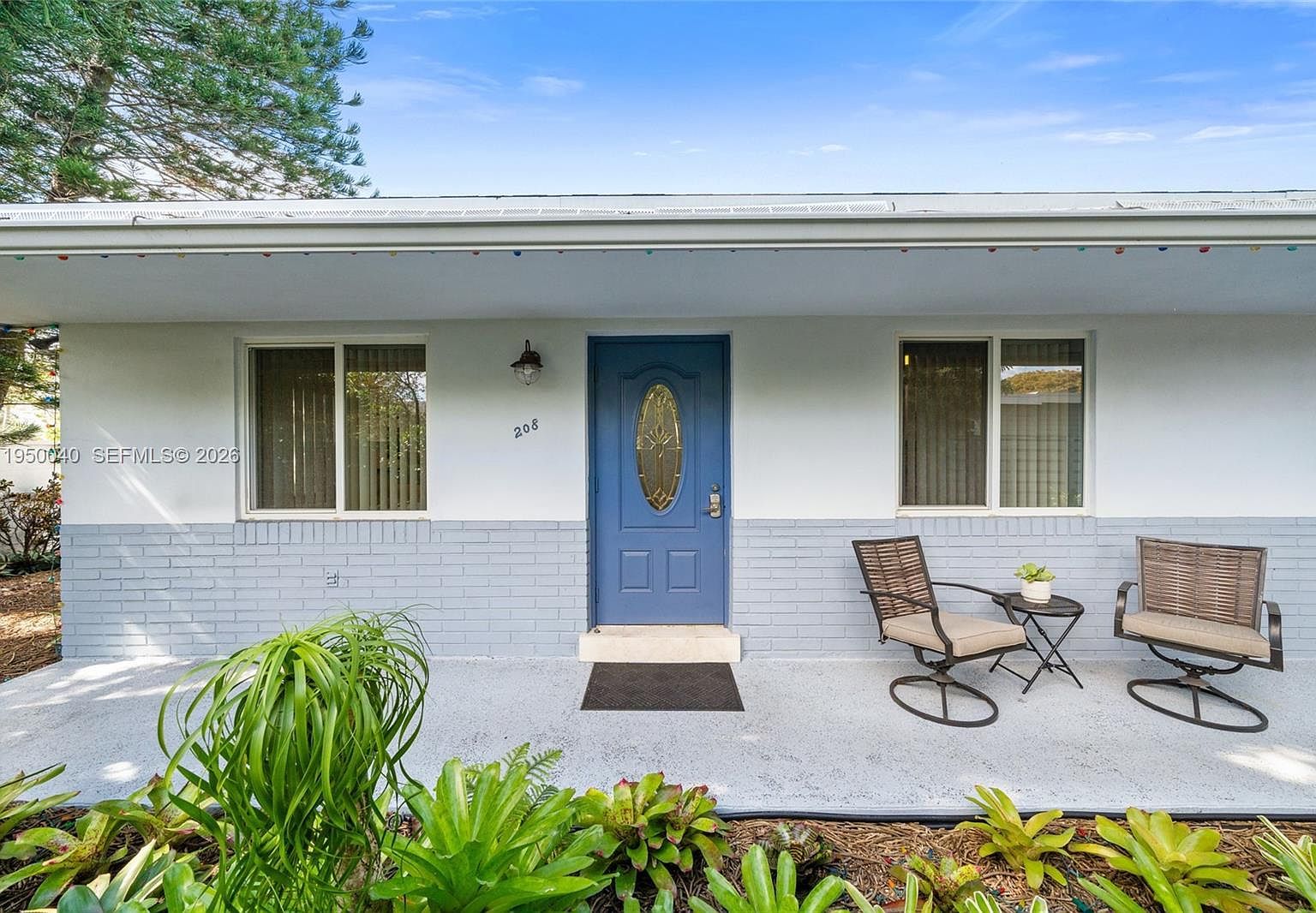 208 NE 4th St Hallandale, FL 33009 - Thumbnail 5