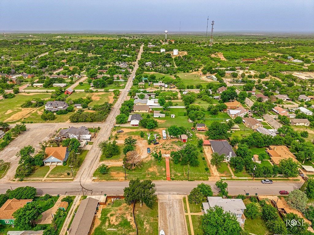 202 5th Ave Coleman, TX 76834 - Thumbnail 5