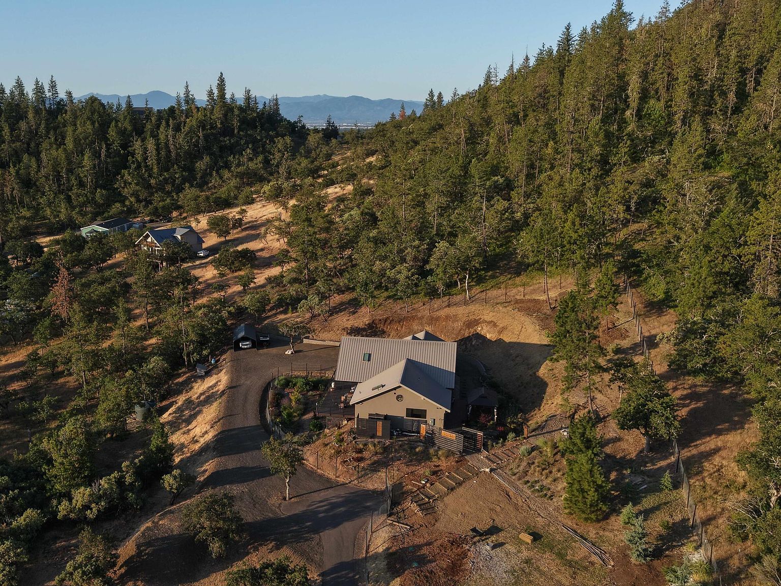 693 Ironwood Dr Eagle Point, OR 97524 - Thumbnail 5