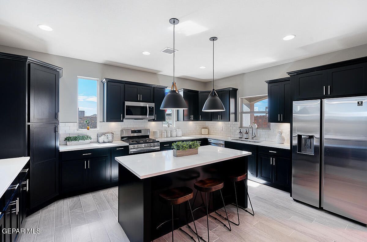 905 Alcestor Pl El Paso, TX 79928 - Thumbnail 5