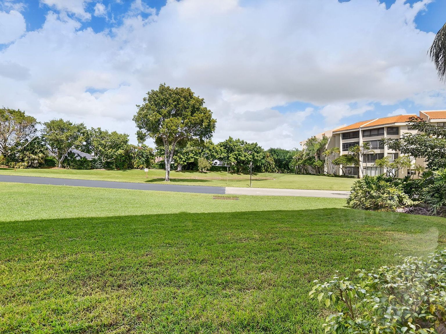 7535 La Paz Blvd APT 105 Boca Raton, FL 33433 - Thumbnail 5