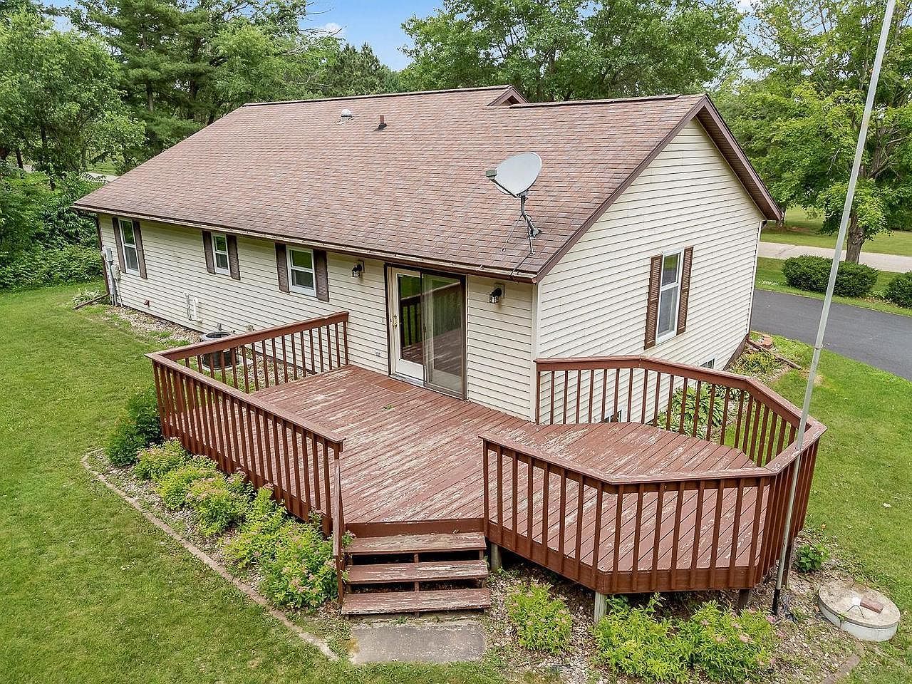 E7173 Eagle Ridge Ct Reedsburg, WI 53959 - Thumbnail 5