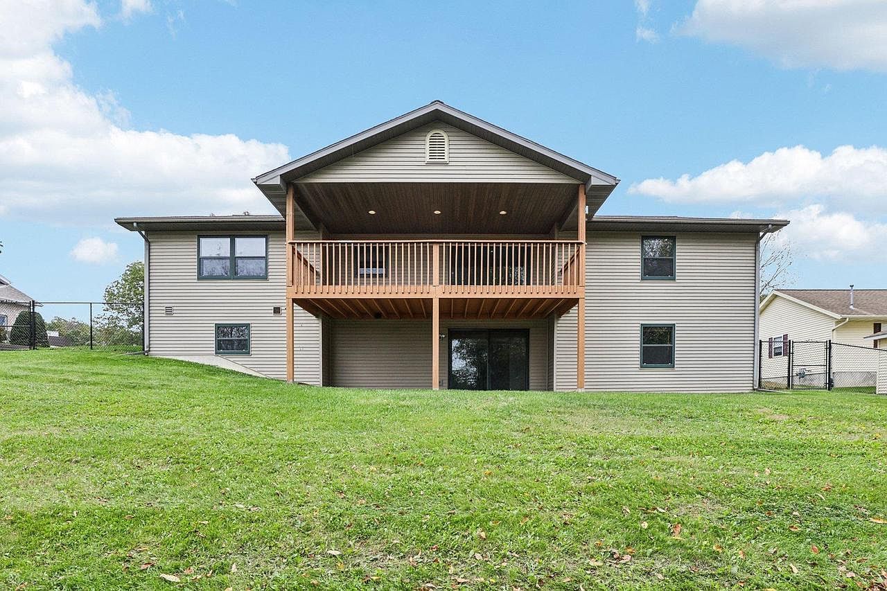 2201 Winfield Dr Reedsburg, WI 53959 - Thumbnail 5