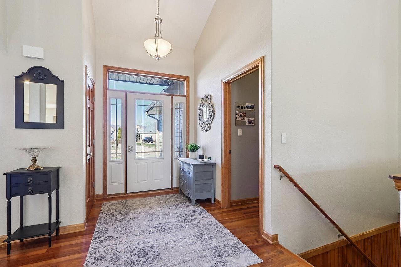 987 Prairieview Cir Oconomowoc, WI 53066 - Thumbnail 5