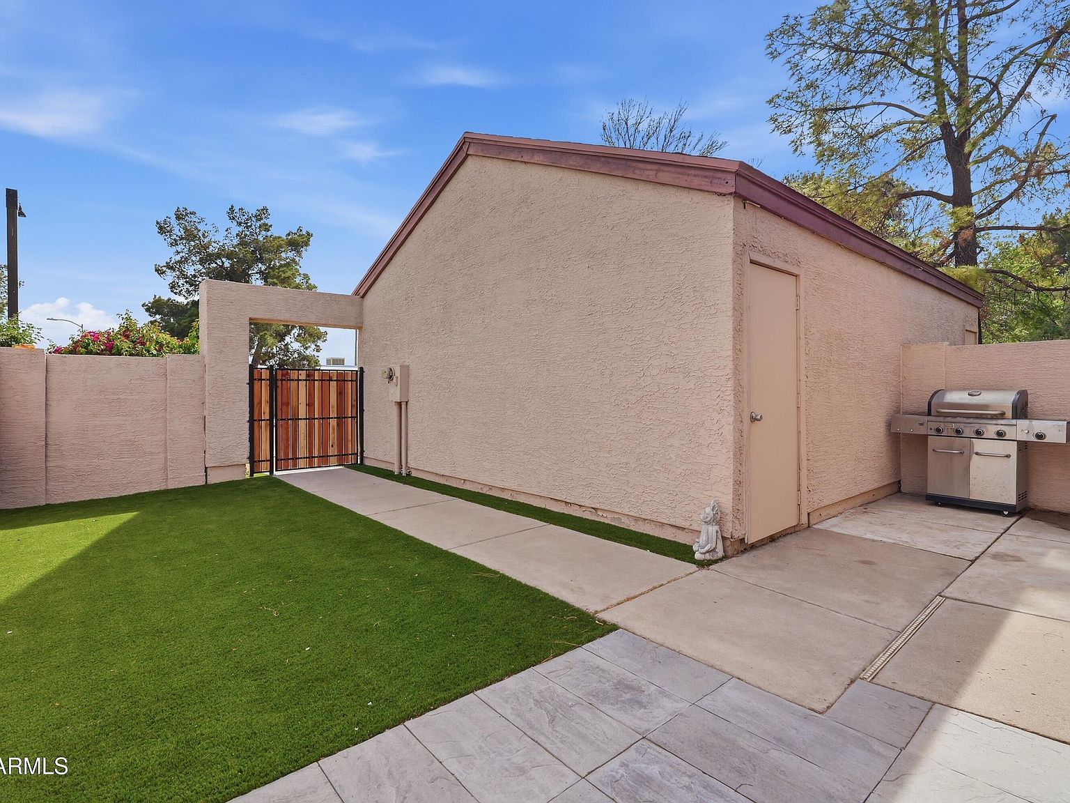 3302 E Aire Libre Ave Unit 102 Phoenix, AZ 85032 - Thumbnail 5