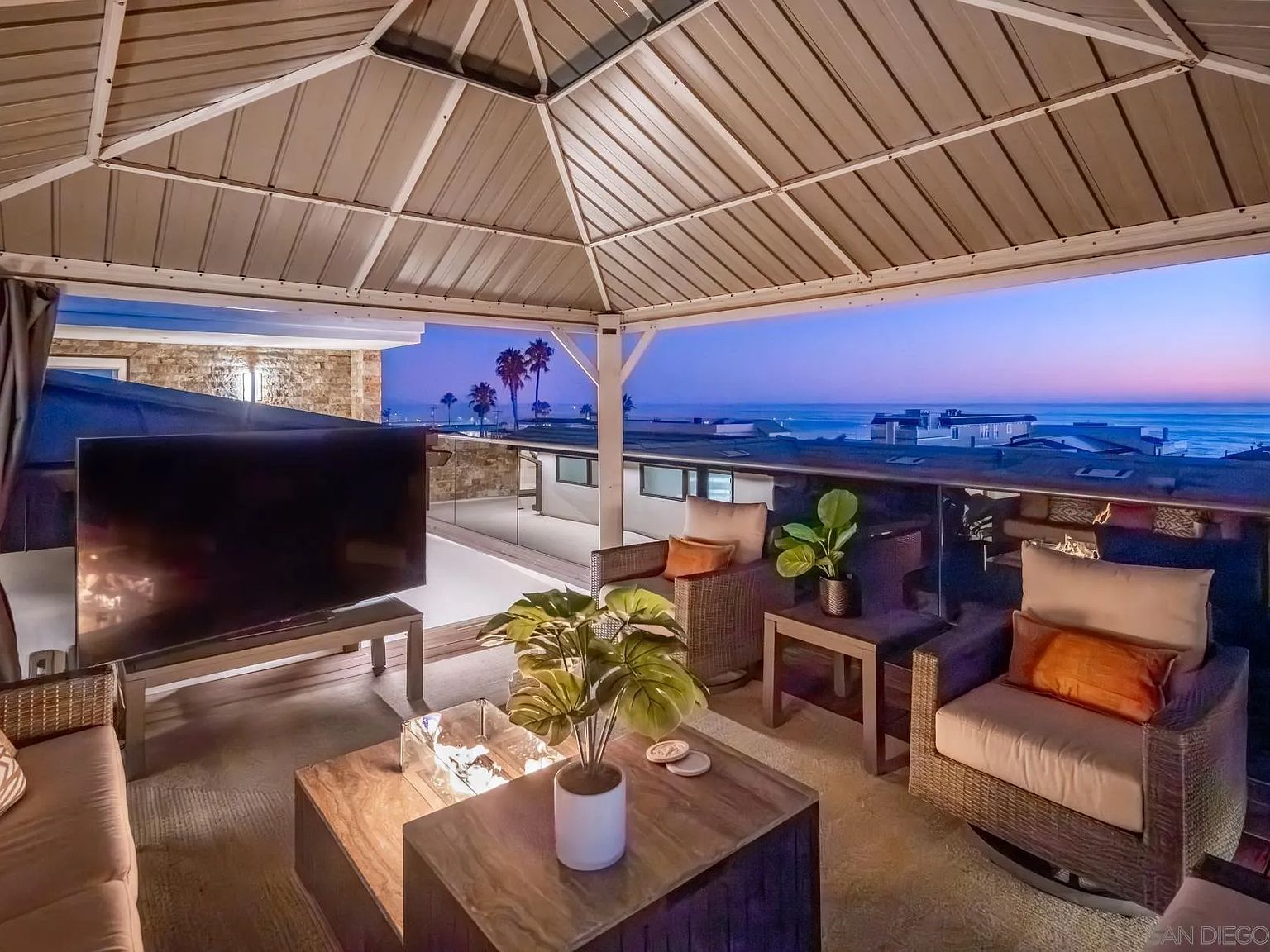 187 Cherry Ave Carlsbad, CA 92008 - Thumbnail 5