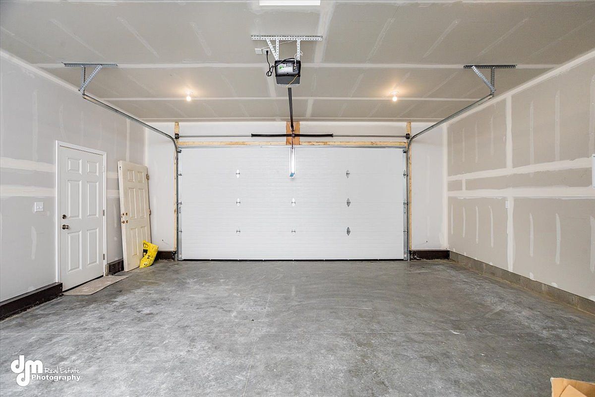 8954 E Honey Bear Cir Palmer, AK 99645 - Thumbnail 5