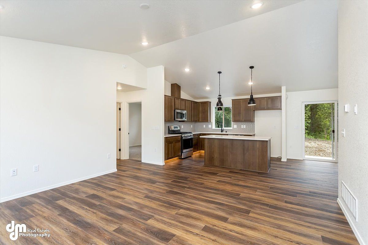 7805 E Star Garnet Wasilla, AK 99654 - Thumbnail 5