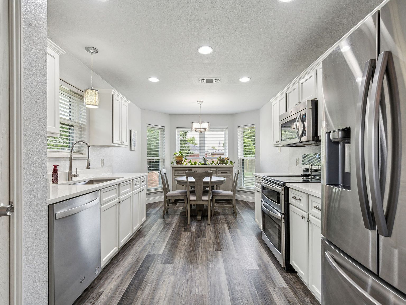 10508 Aransas Dr Blue Mound, TX 76131 - Thumbnail 5