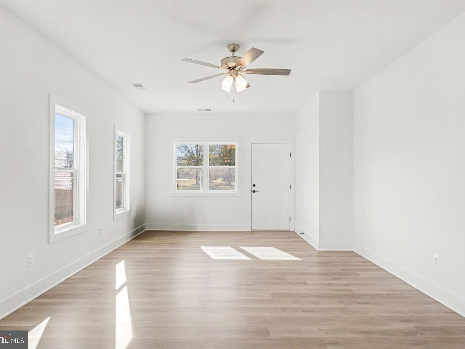 277 White Oak Rd Fredericksburg, VA 22405 - Thumbnail 5