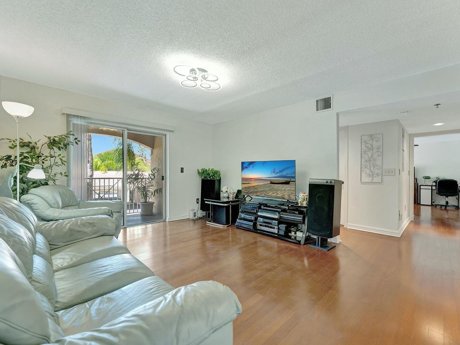 5550 NW 61st St APT 516 Coconut Creek, FL 33073 - Thumbnail 5