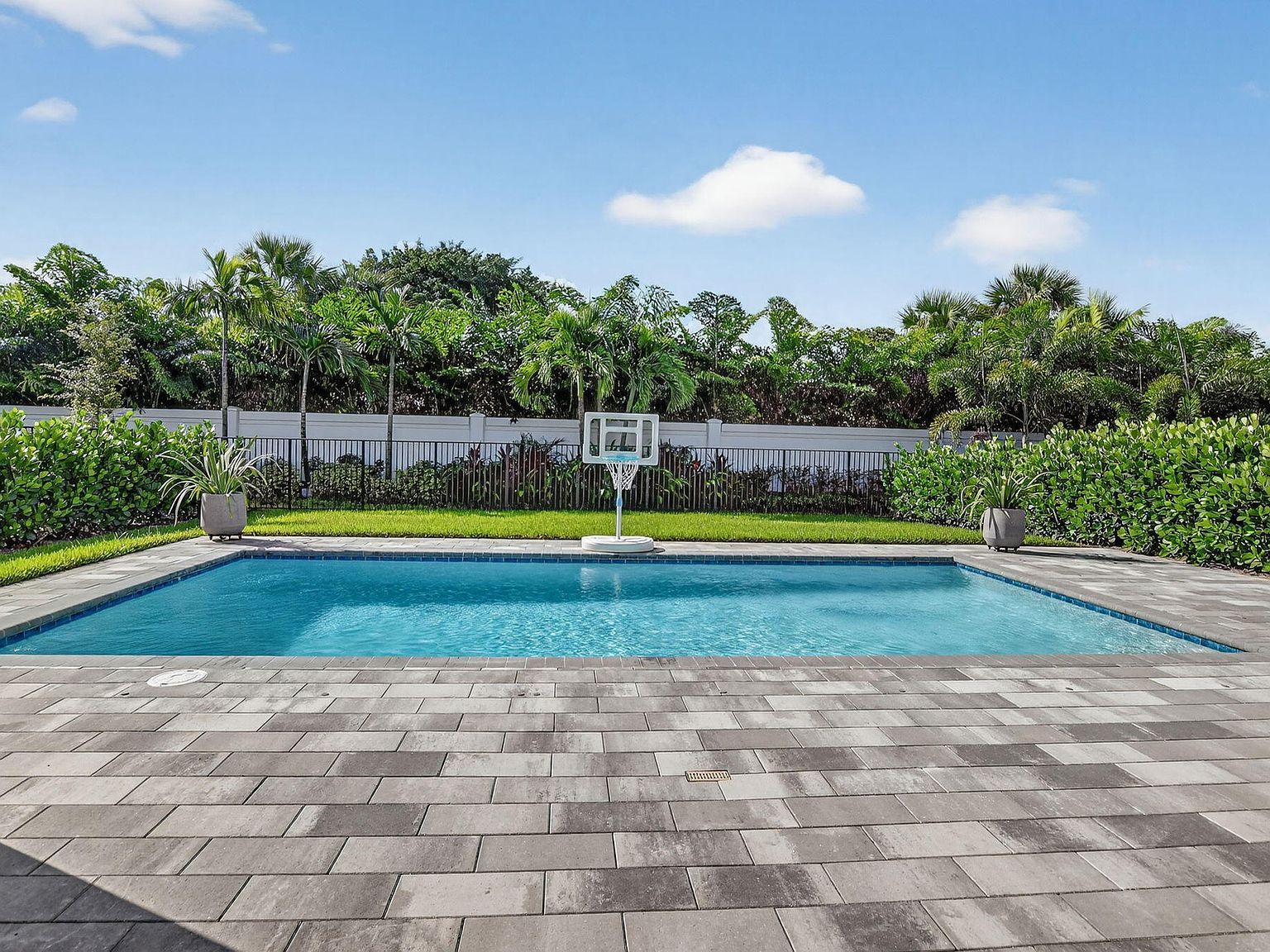 8366 Essex Country Club Dr Boca Raton, FL 33434 - Thumbnail 5