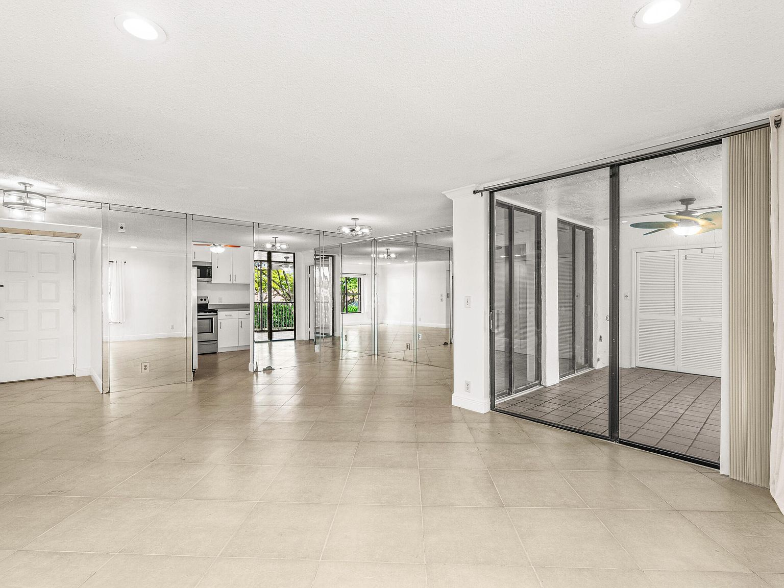 8553 Boca Glades Blvd W APT G Boca Raton, FL 33434 - Thumbnail 5