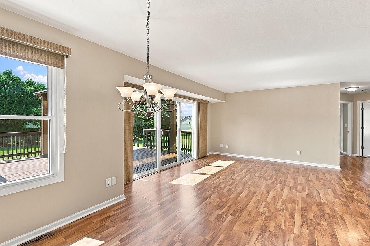420 Wagner Dr Clinton, WI 53525 - Thumbnail 5