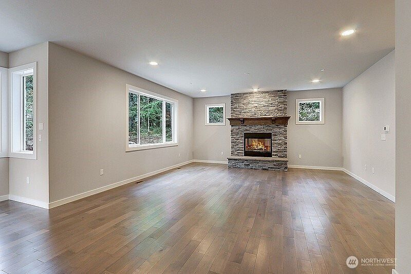 33720 NE 42nd St Carnation, WA 98014 - Thumbnail 5