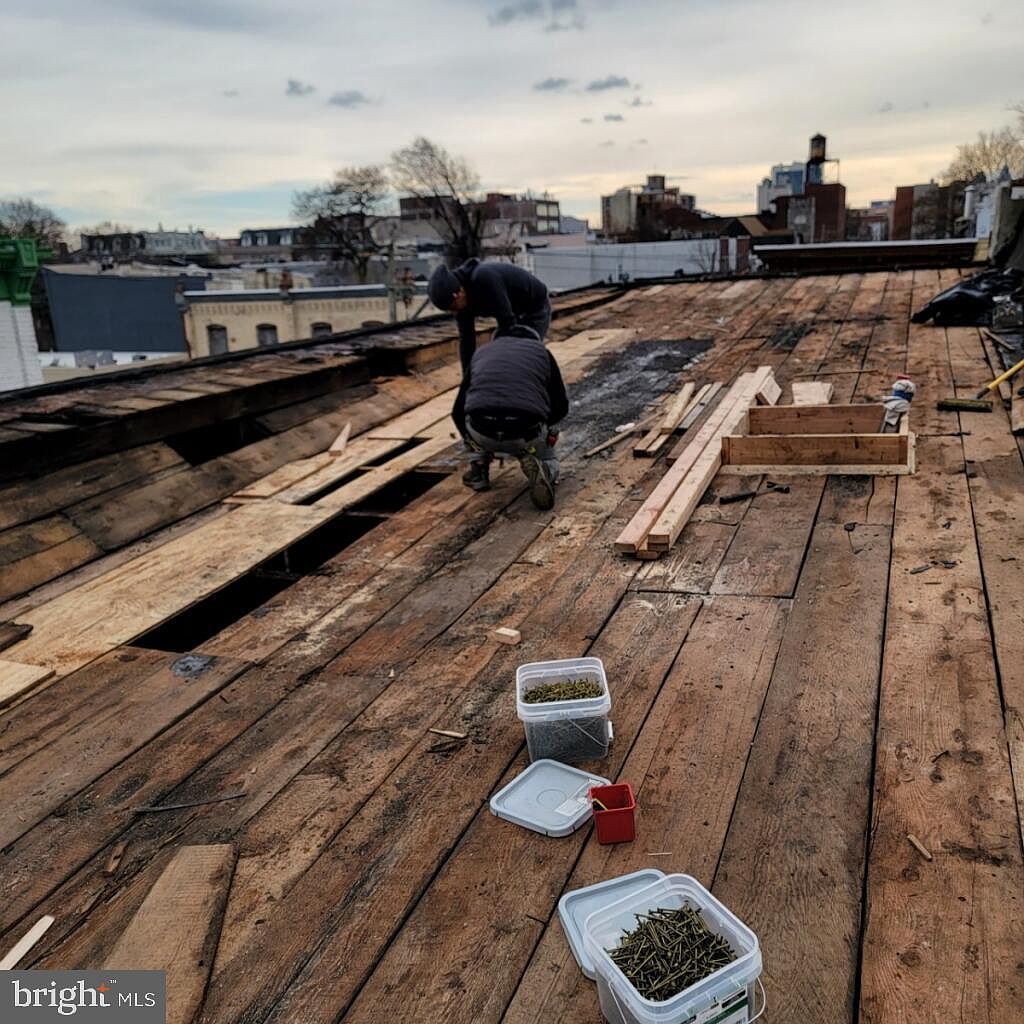 1411 W York St Philadelphia, PA 19132 - Thumbnail 5