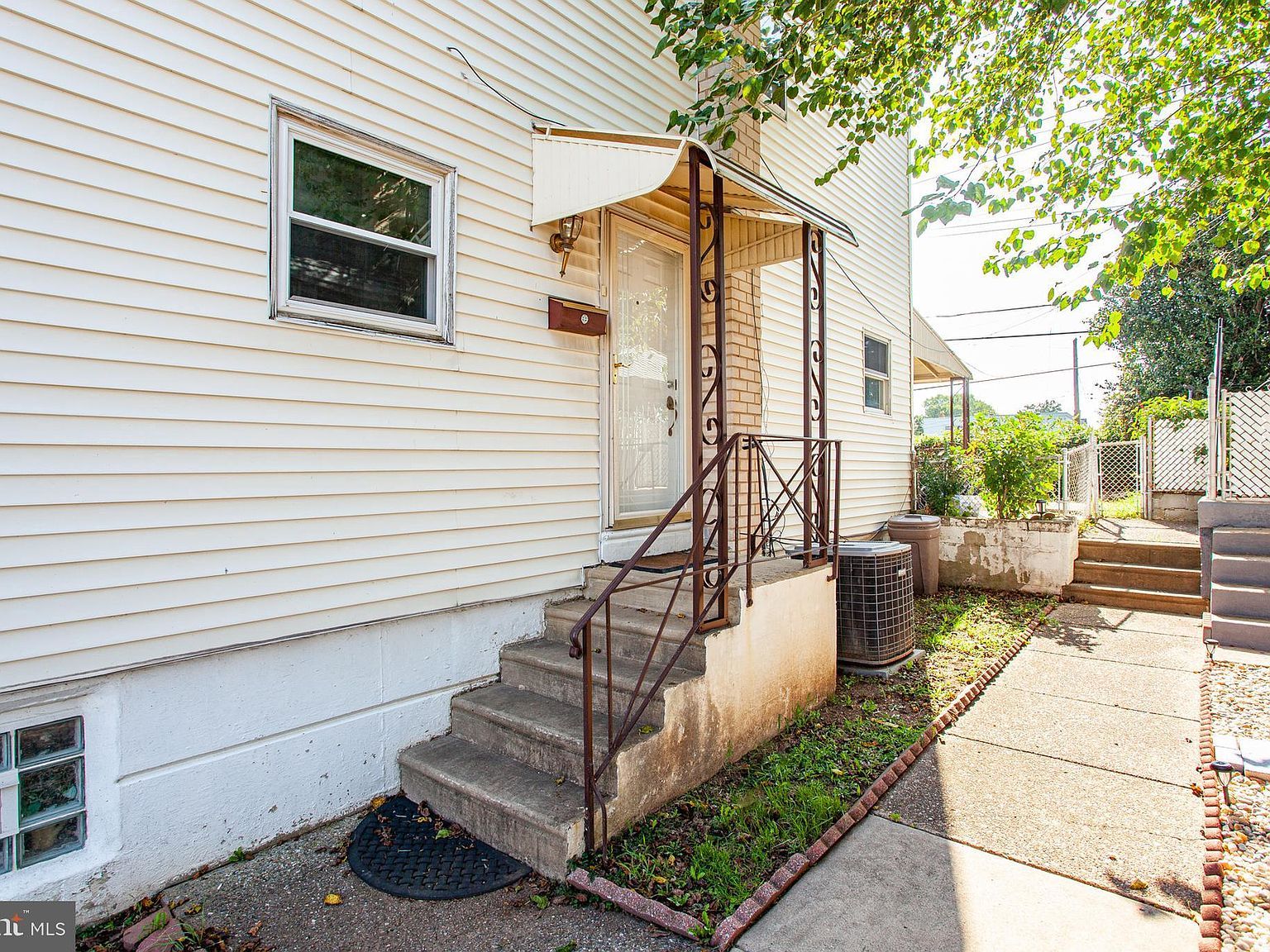 2738 Maxwell St Philadelphia, PA 19136 - Thumbnail 5