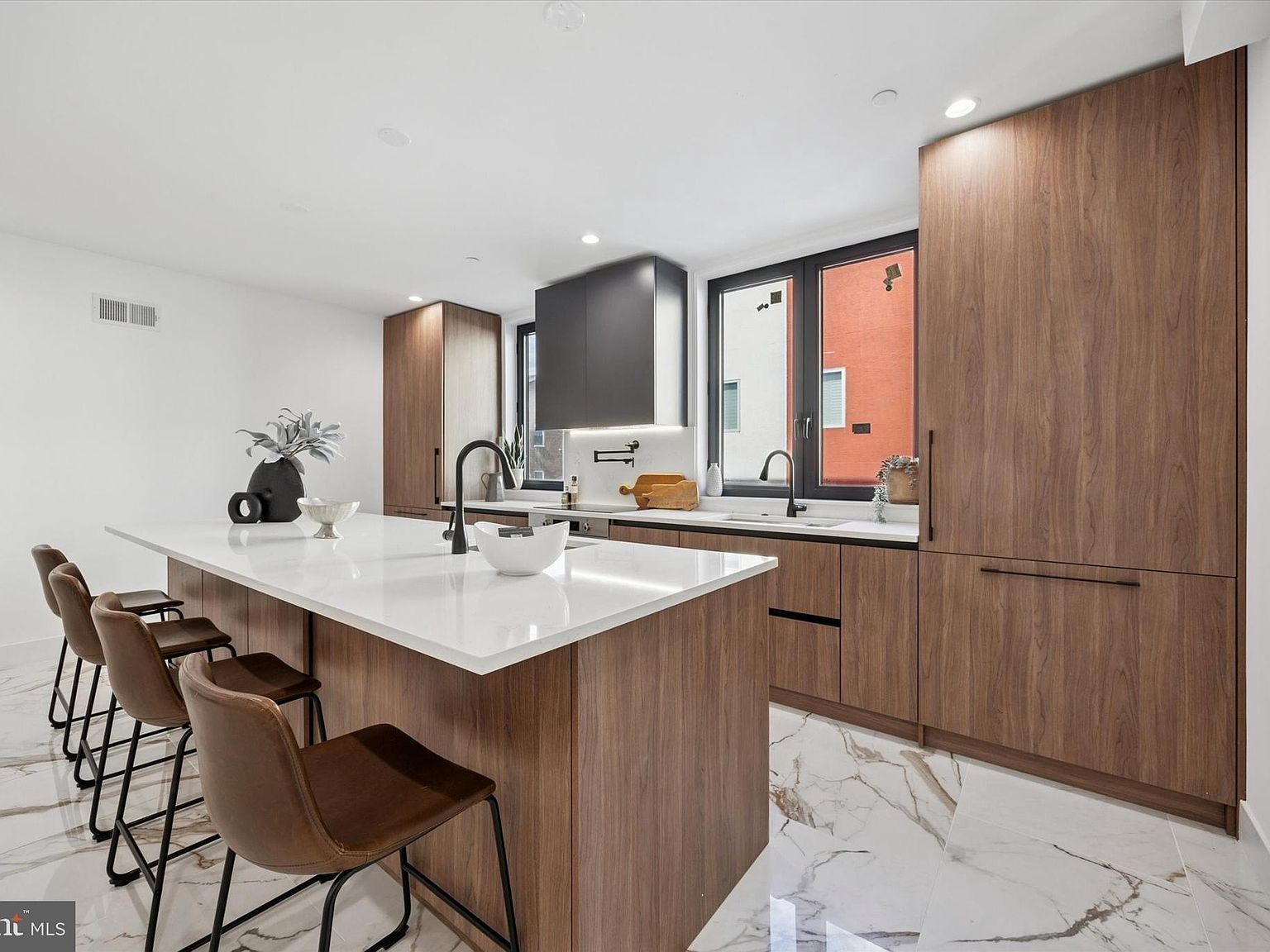 1843 Hartranft St #B101 Philadelphia, PA 19145 - Thumbnail 5