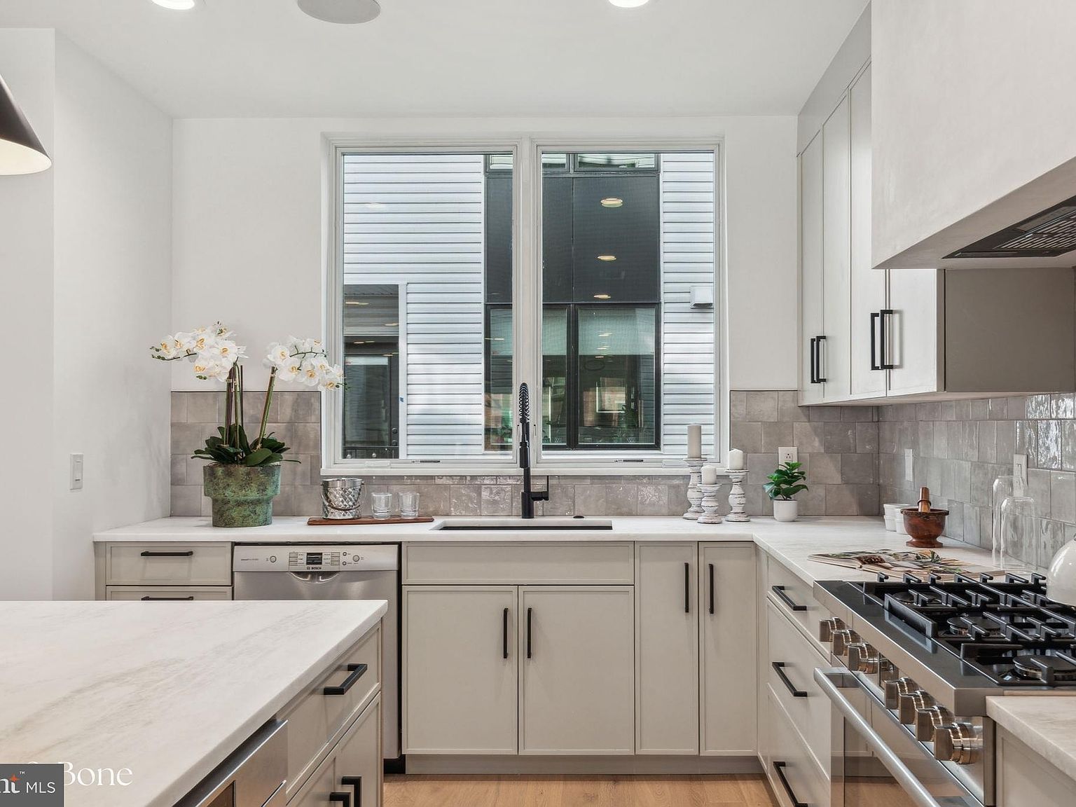 962 N 6th St Philadelphia, PA 19123 - Thumbnail 5