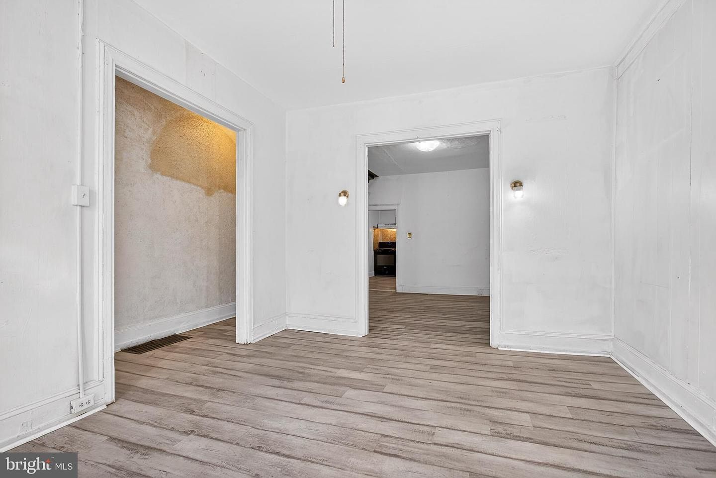 1616 S 16th St Philadelphia, PA 19145 - Thumbnail 5