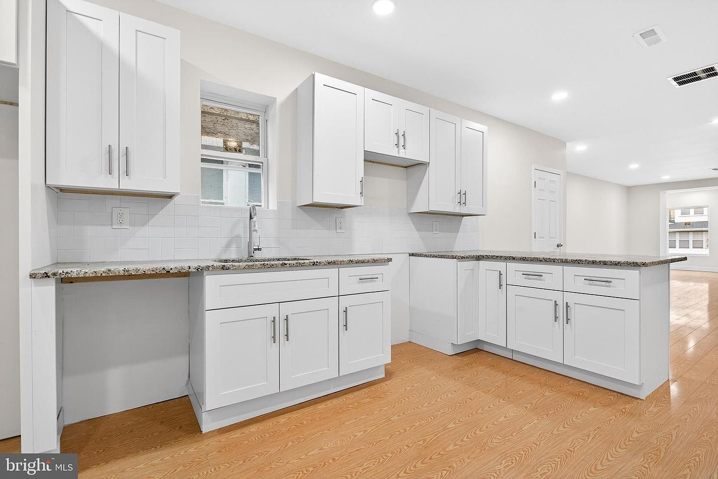 5965 Chester Ave Philadelphia, PA 19143 - Thumbnail 5