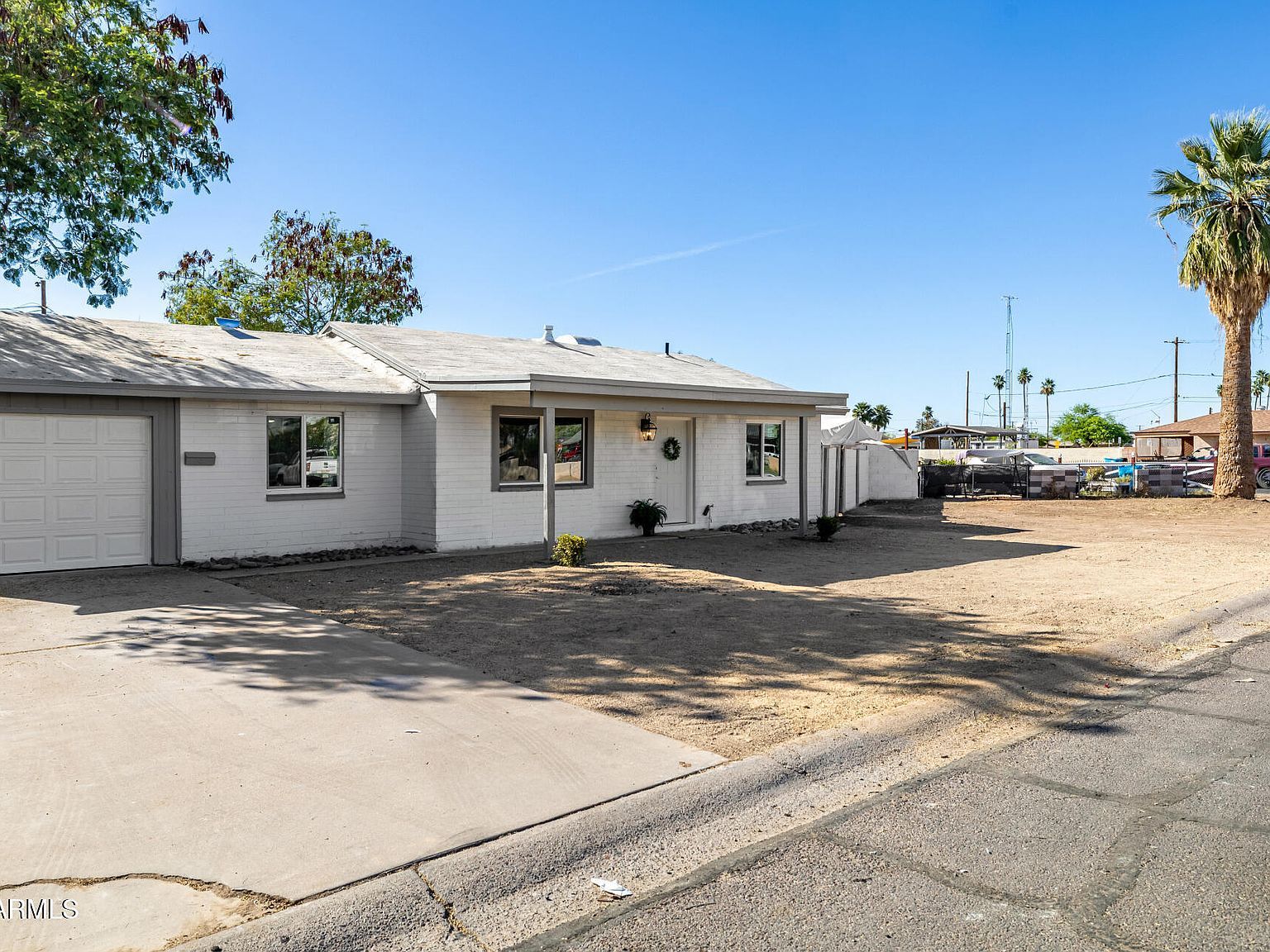 3030 N 38th Dr Phoenix, AZ 85019 - Thumbnail 5