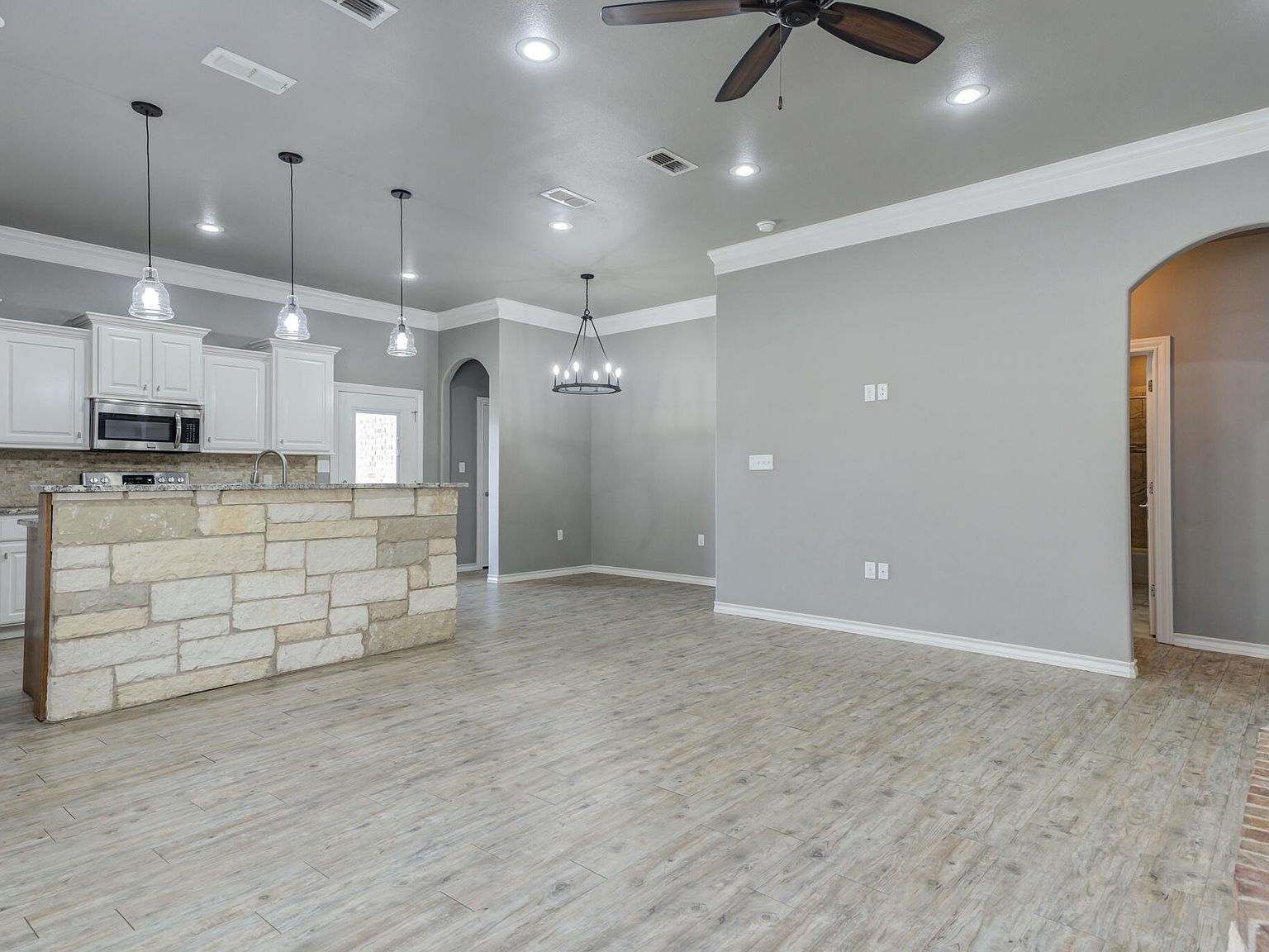 10205 Waco Ave Lubbock, TX 79423 - Thumbnail 5