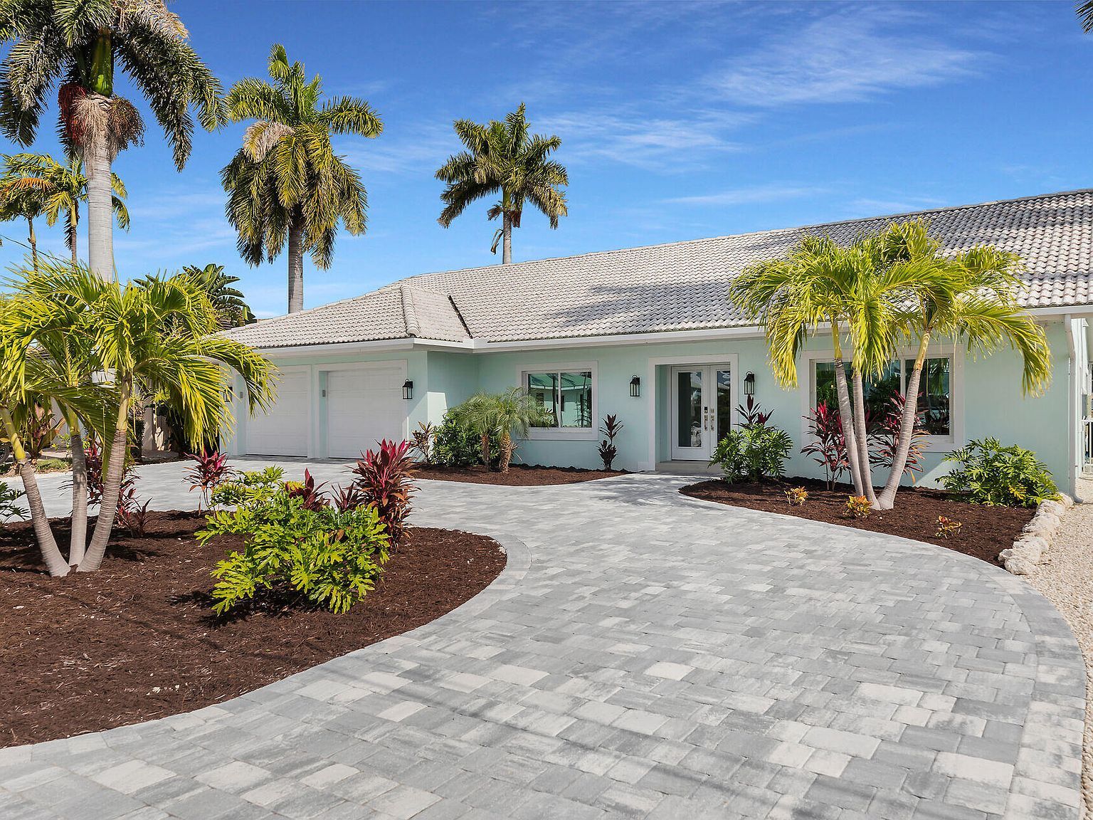 230 13th St Key Colony Beach, FL 33051 - Thumbnail 5