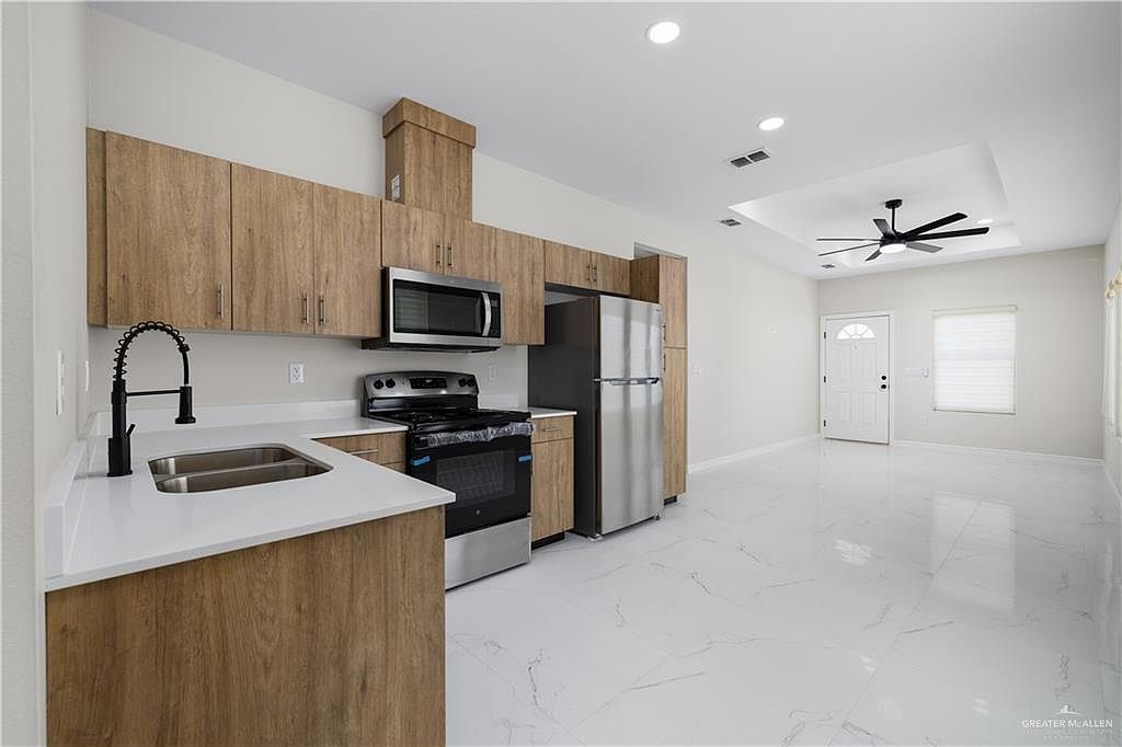 5335 Vision St Rio Grande City, TX 78582 - Thumbnail 5