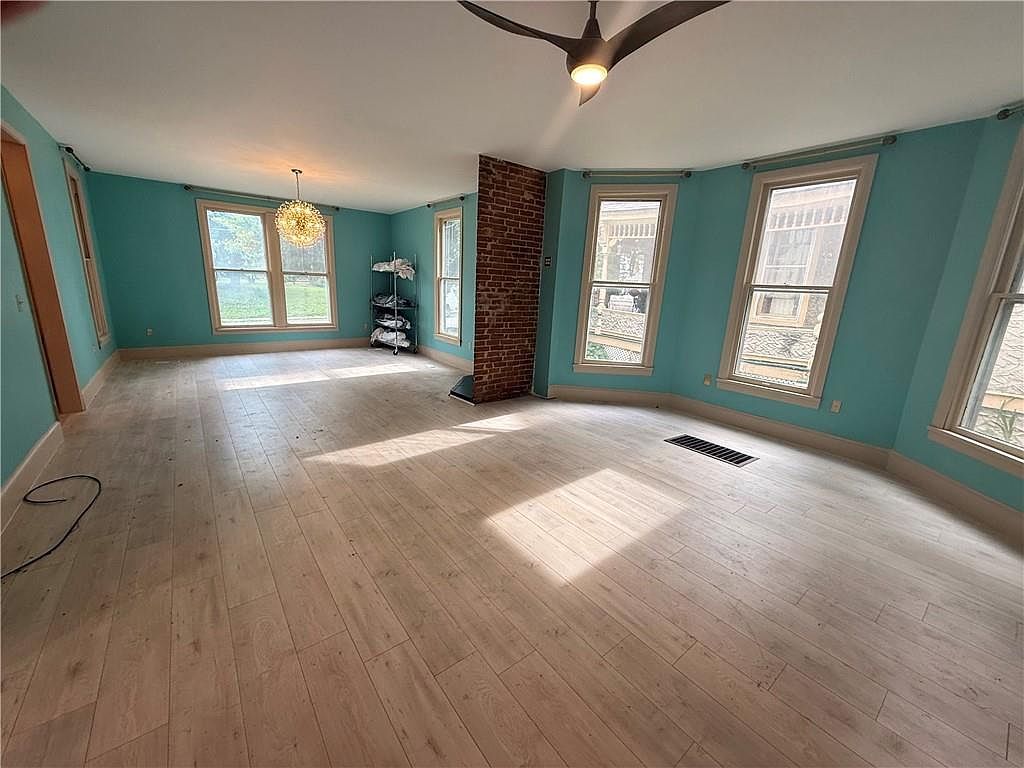1622 South St Lexington, MO 64067 - Thumbnail 5