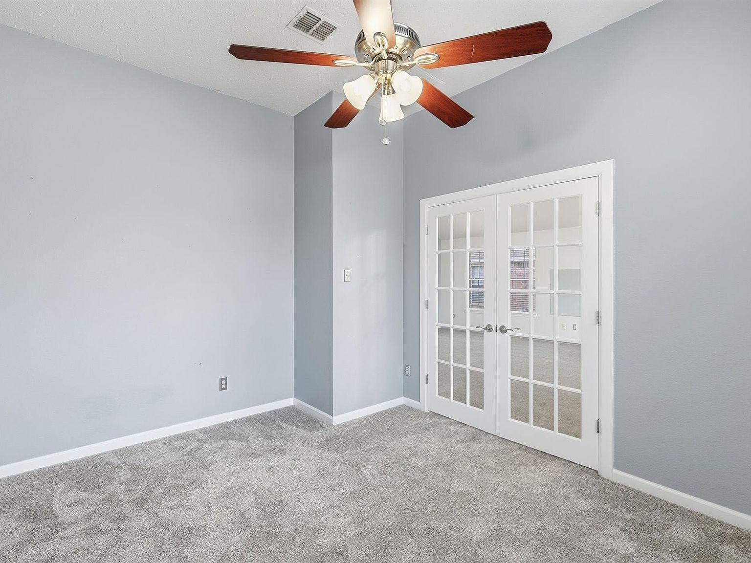 218 Quail Meadows Ln Arlington, TX 76002 - Thumbnail 5