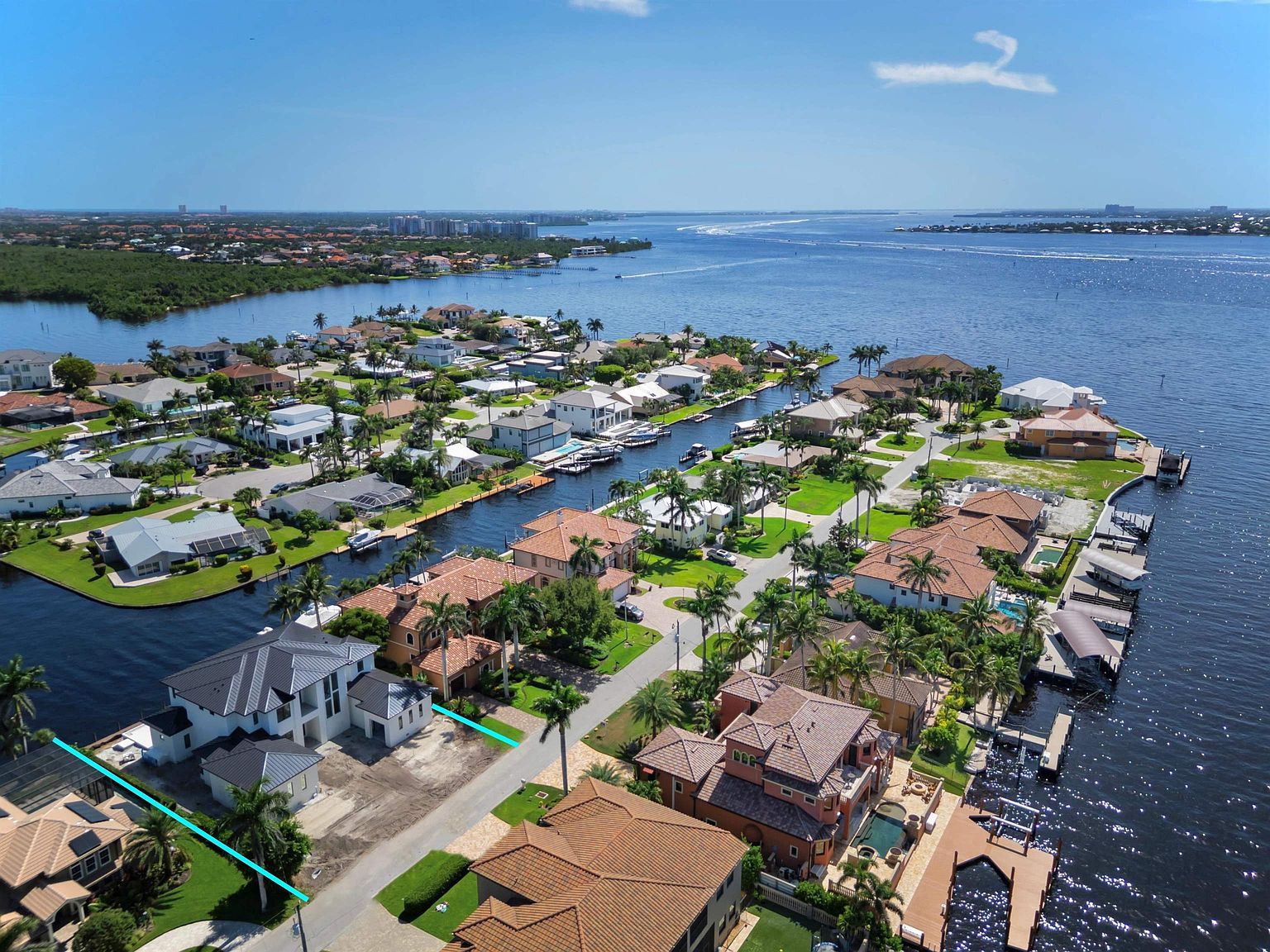 846 Cypress Lake Cir Fort Myers, FL 33919 - Thumbnail 5