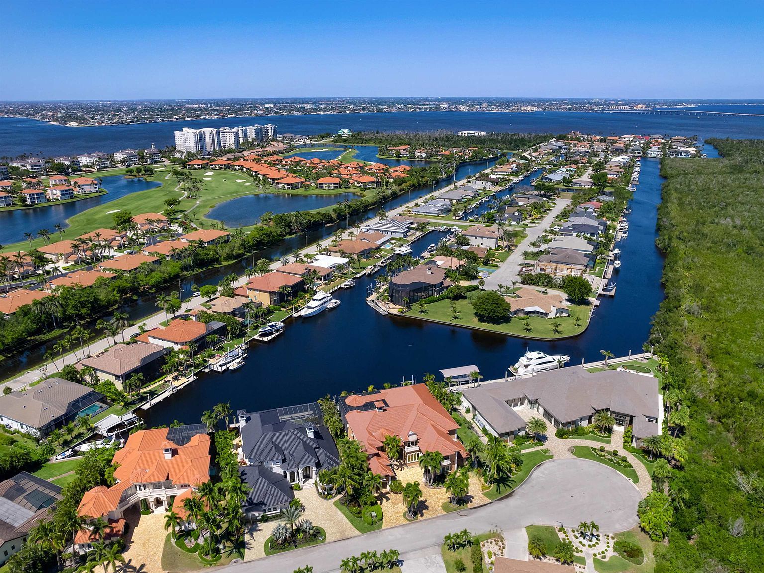 4831 Conover Ct Fort Myers, FL 33908 - Thumbnail 5