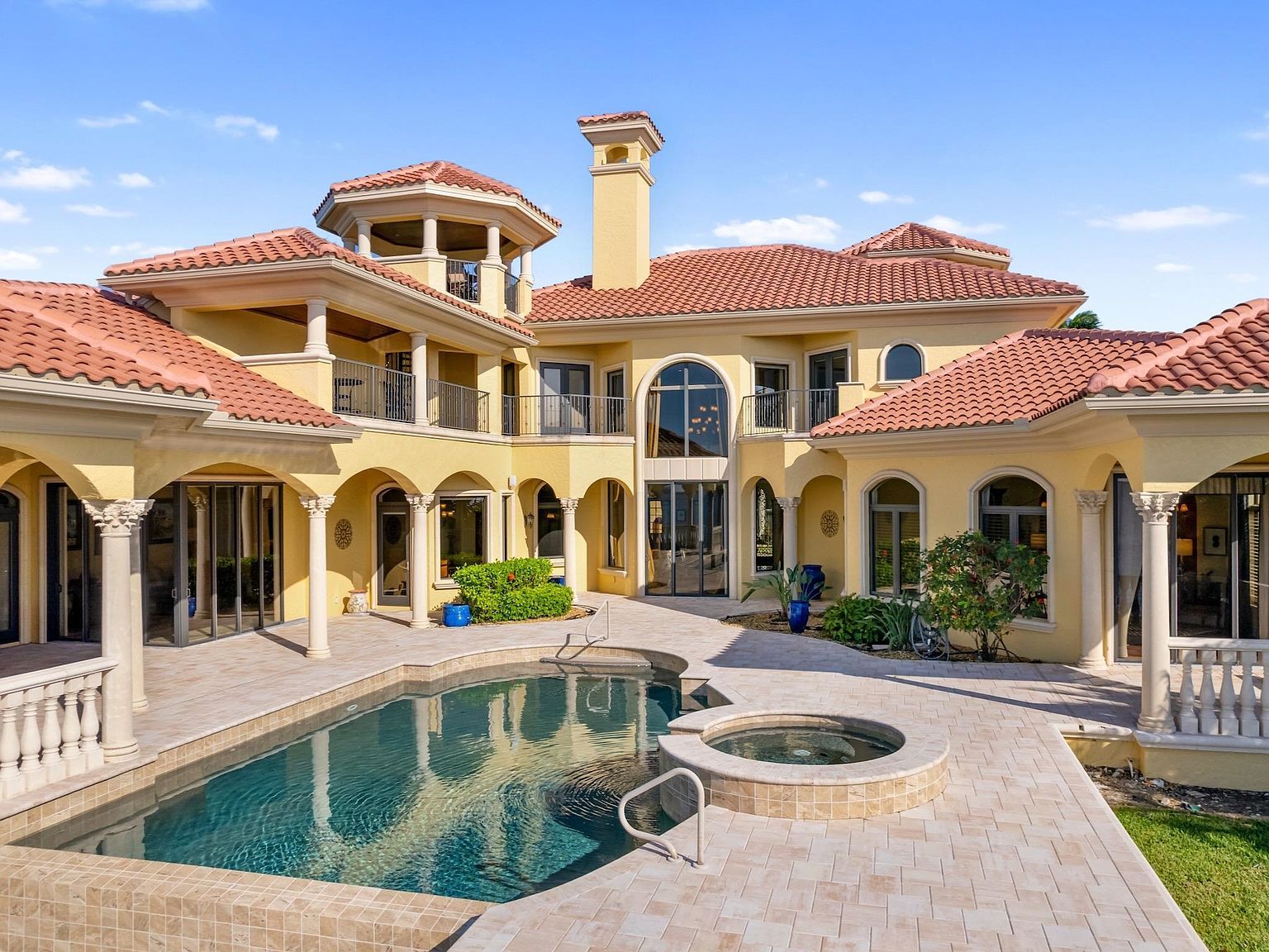 2704 Shriver Dr Fort Myers, FL 33901 - Thumbnail 5