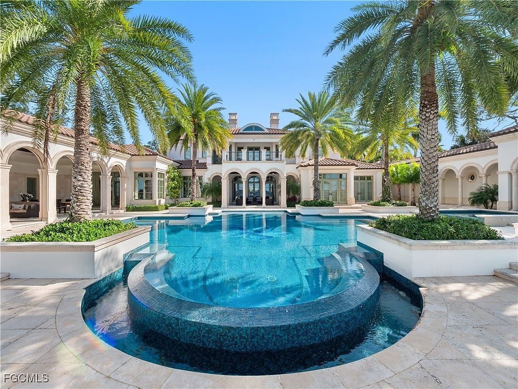 1240 Coconut Dr Fort Myers, FL 33901 - Thumbnail 5