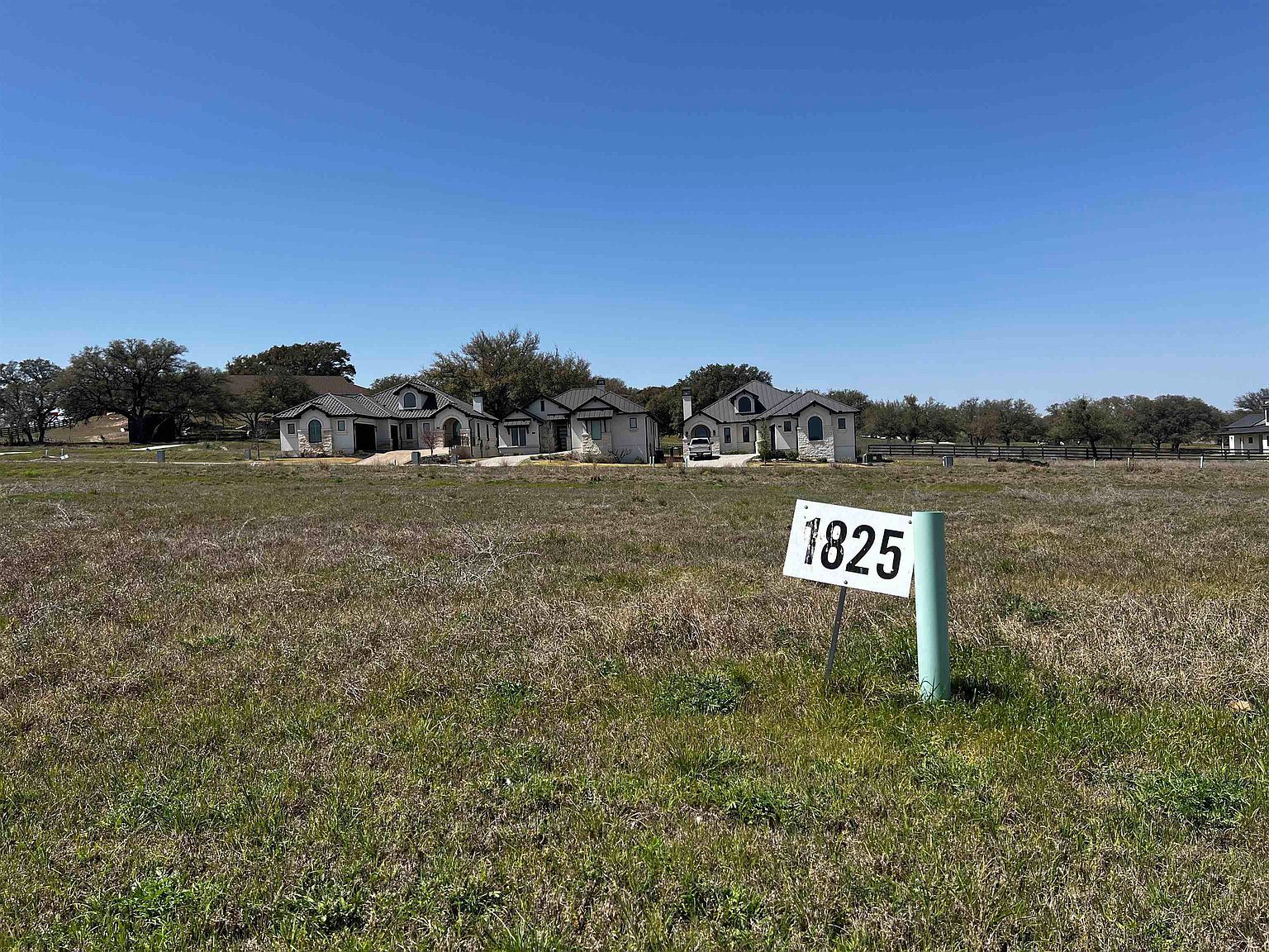 1825 Art Adams Way Spicewood, TX 78669 - Thumbnail 5