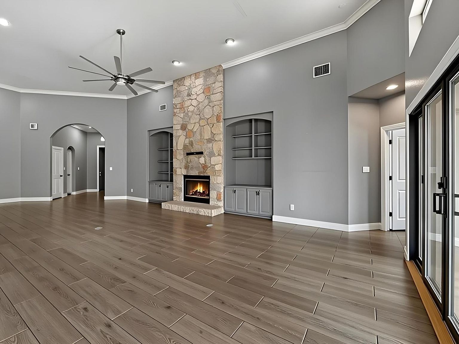 317 Short Circuit Horseshoe Bay, TX 78657 - Thumbnail 5