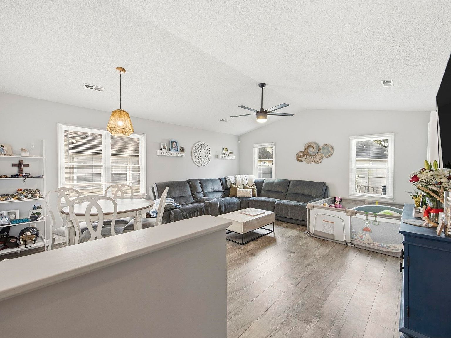 134 Coachman Ln Surfside Beach, SC 29575 - Thumbnail 5