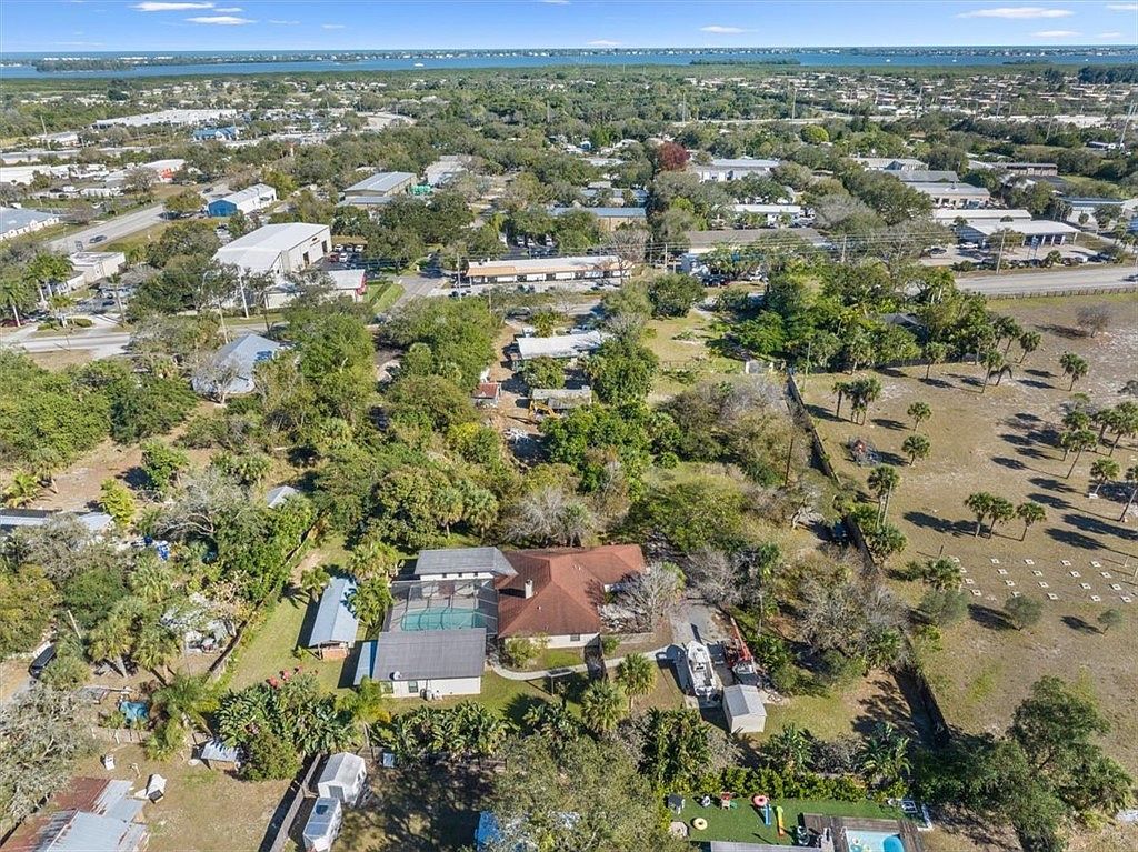 281 Old Dixie Hwy Vero Beach, FL 32962 - Thumbnail 5