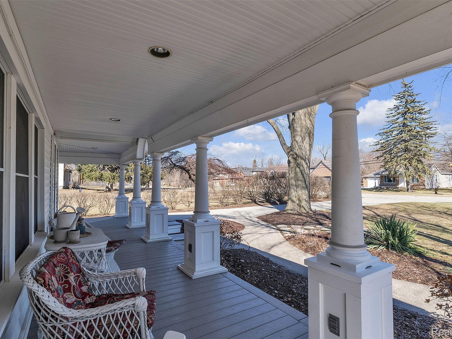 21109 Gill Rd Farmington Hills, MI 48335 - Thumbnail 5