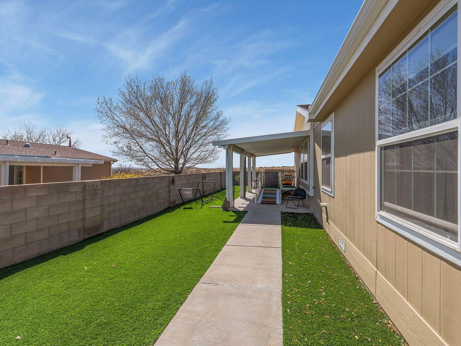 303 Sunrise Bluffs Dr Belen, NM 87002 - Thumbnail 5