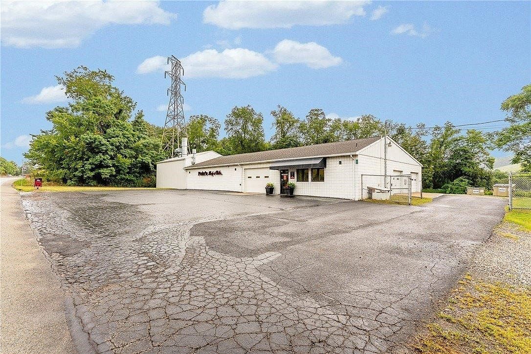 1859 McClellandtown Rd Masontown, PA 15461 - Thumbnail 5