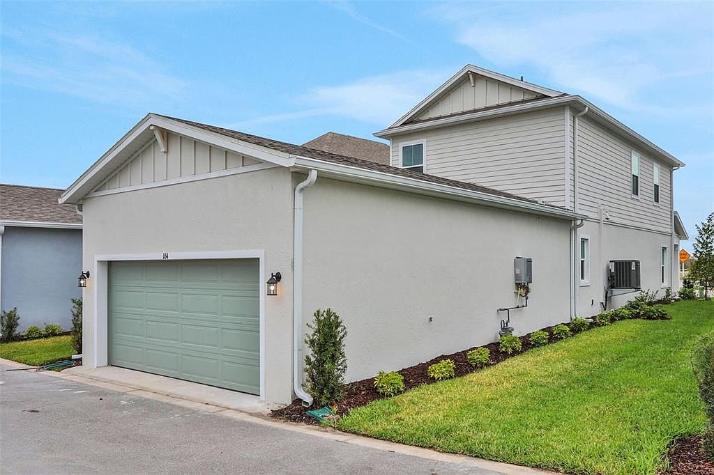 145 Thorne Ln Sarasota, FL 34240 - Thumbnail 5