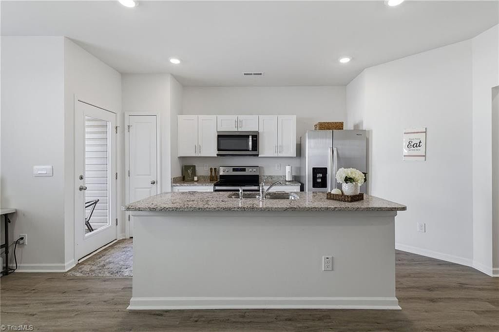 5526 Avery Dr Trinity, NC 27370 - Thumbnail 5