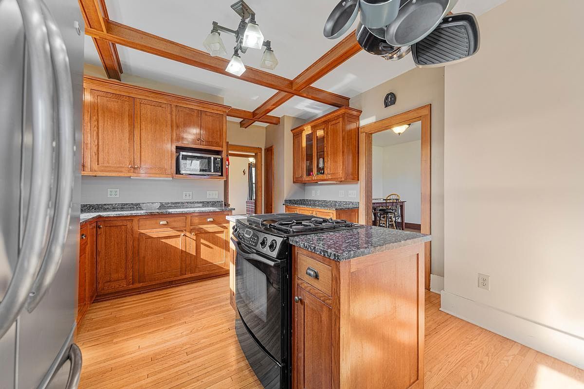 205 2nd St SW Blooming Prairie, MN 55917 - Thumbnail 5