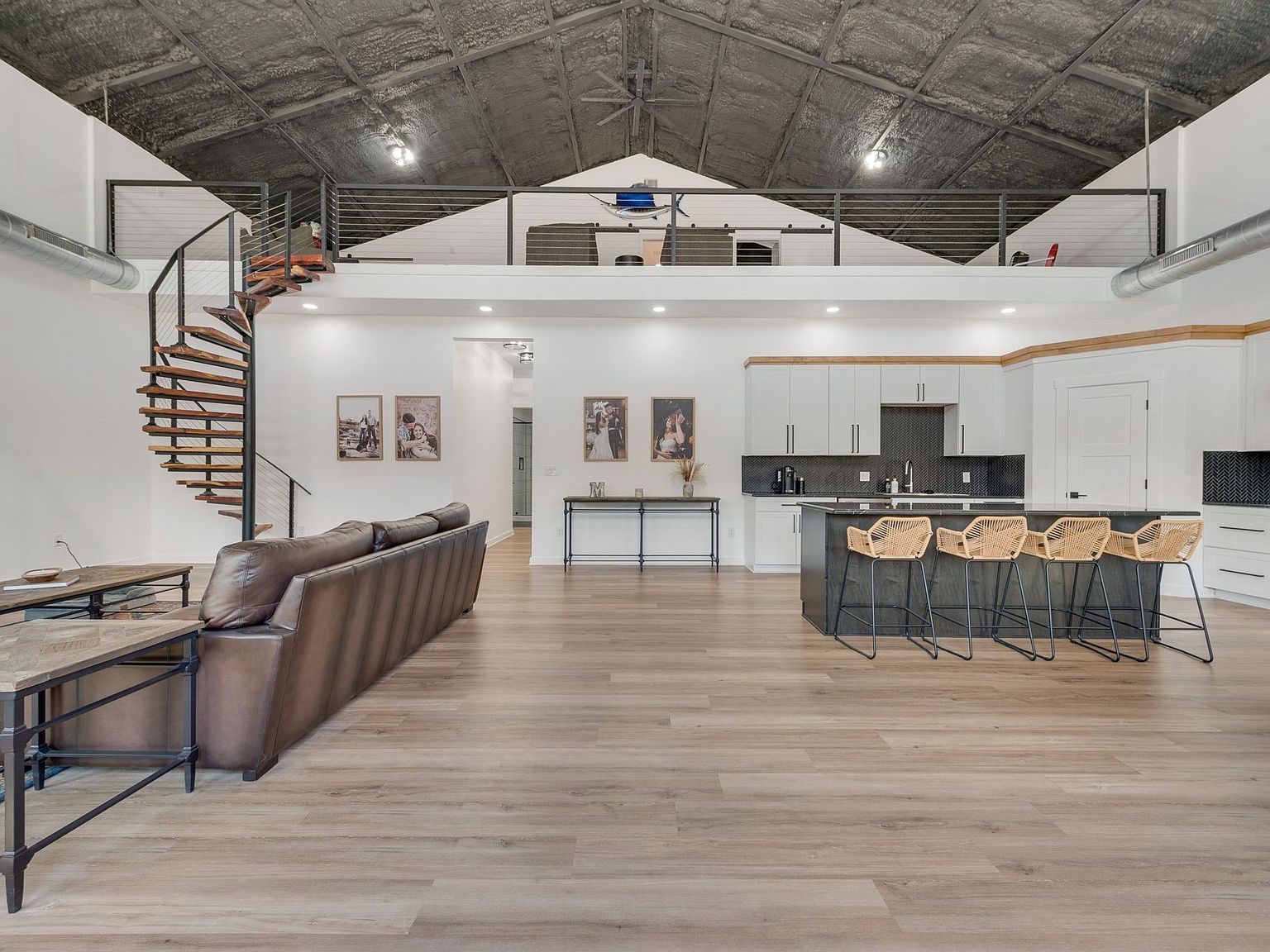 1330 Jrc Rd Gainesville, TX 76240 - Thumbnail 5