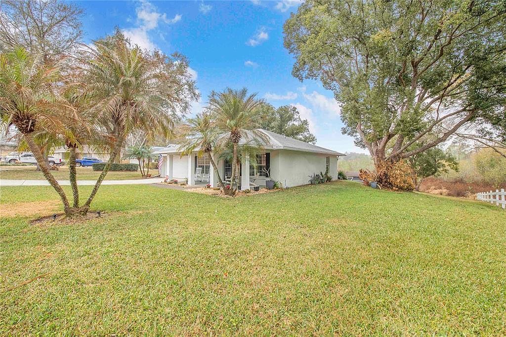 194 S Lake Mariam Dr Winter Haven, FL 33884 - Thumbnail 5