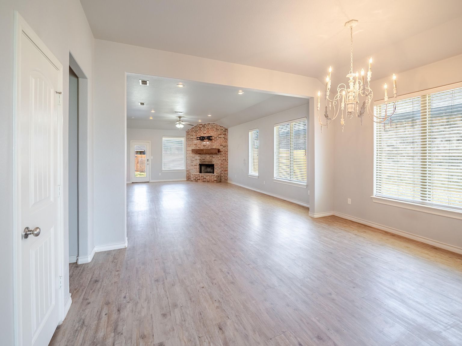 5232 Kemper St Lubbock, TX 79416 - Thumbnail 5