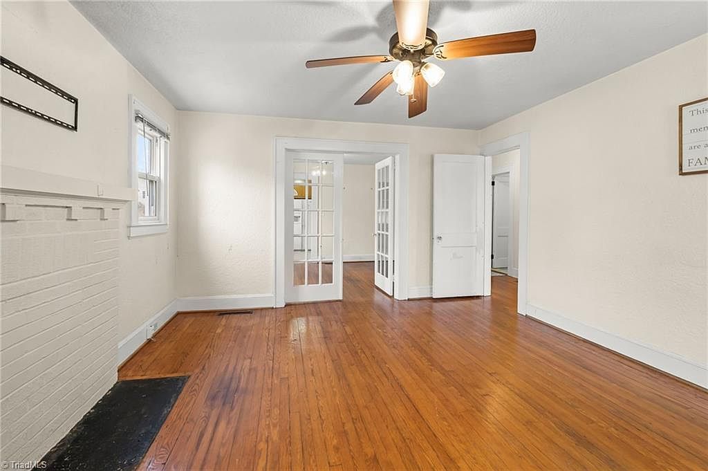 403 Phillips Ave High Point, NC 27262 - Thumbnail 5